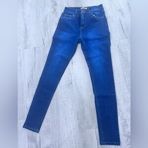 Vinizbena juniors Blue Skinny Jeans Stretch Denim Mid Rise, Different sizes.
